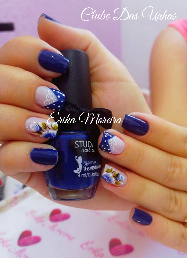 Modelos de Unhas Azuis Decoradas