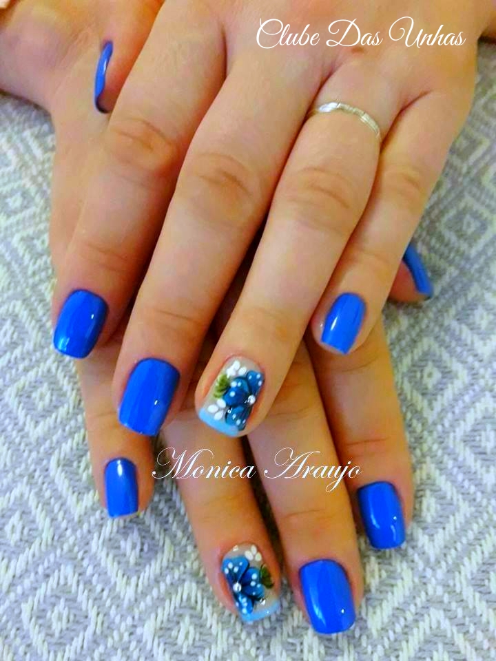 Modelos de Unhas Azuis Decoradas