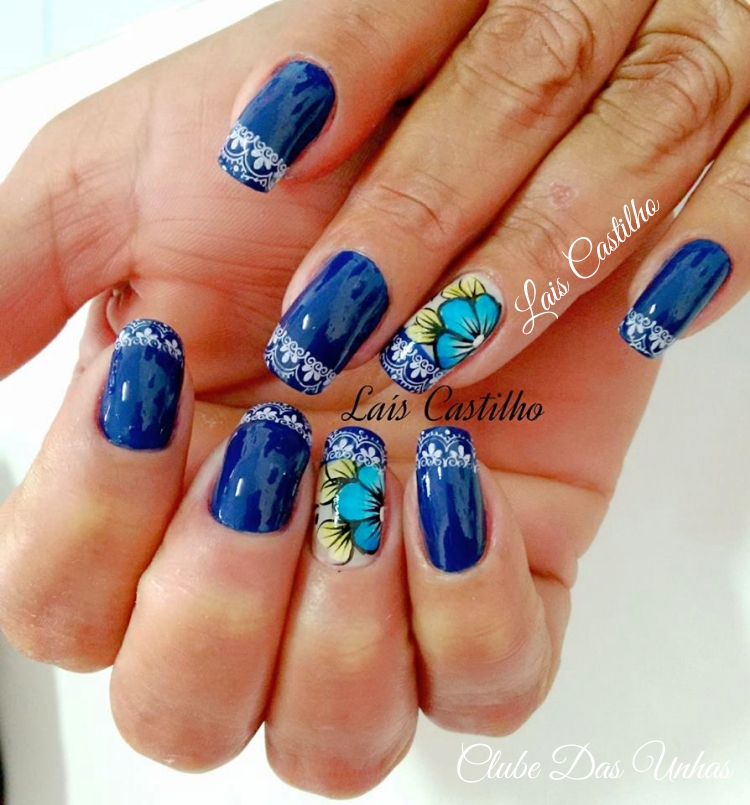 Modelos de Unhas Azuis Decoradas