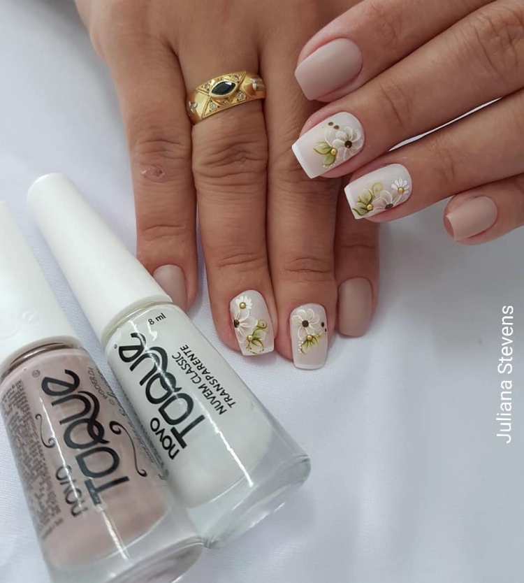 Melhores esmaltes para unhas francesinhas combinados