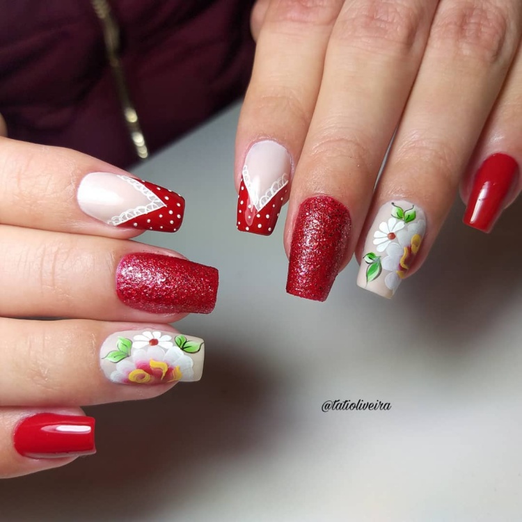 29 Unhas decoradas com rendinha, continuam chiques depois de todos estes anos