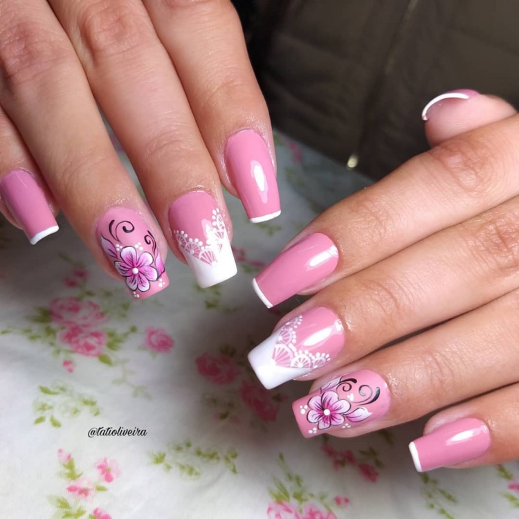 29 Unhas decoradas com rendinha, continuam chiques depois de todos estes anos