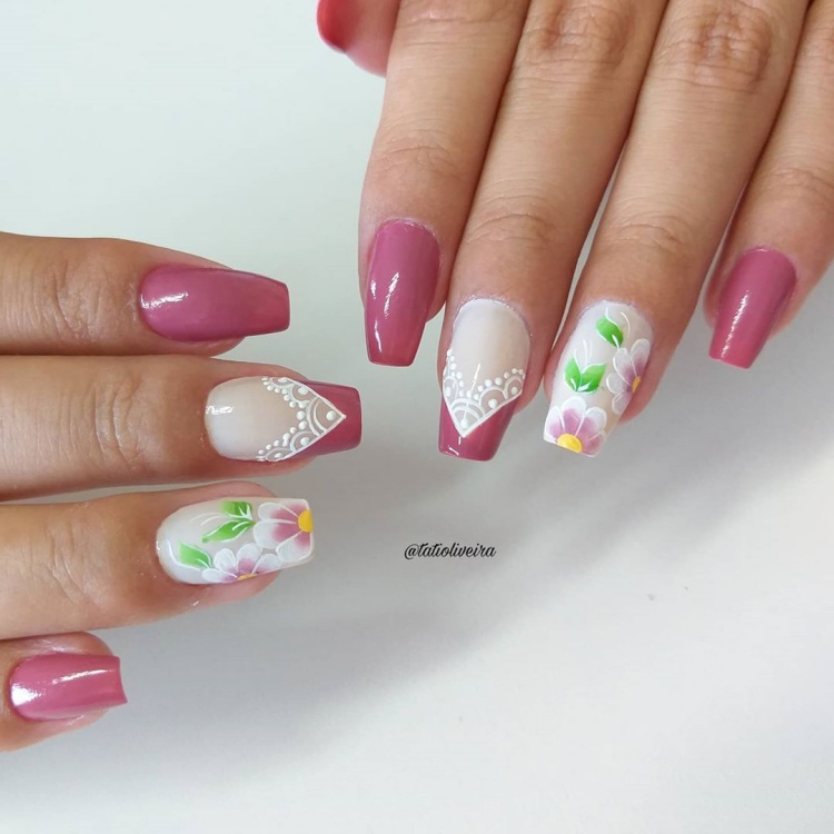 29 Unhas decoradas com rendinha, continuam chiques depois de todos estes anos