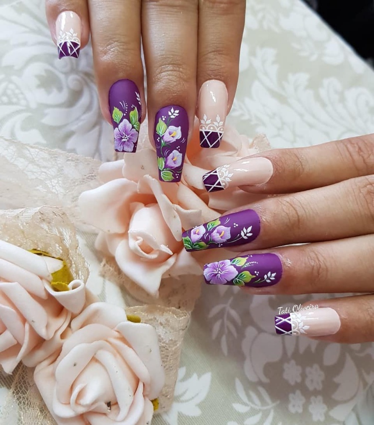 29 Unhas decoradas com rendinha, continuam chiques depois de todos estes anos