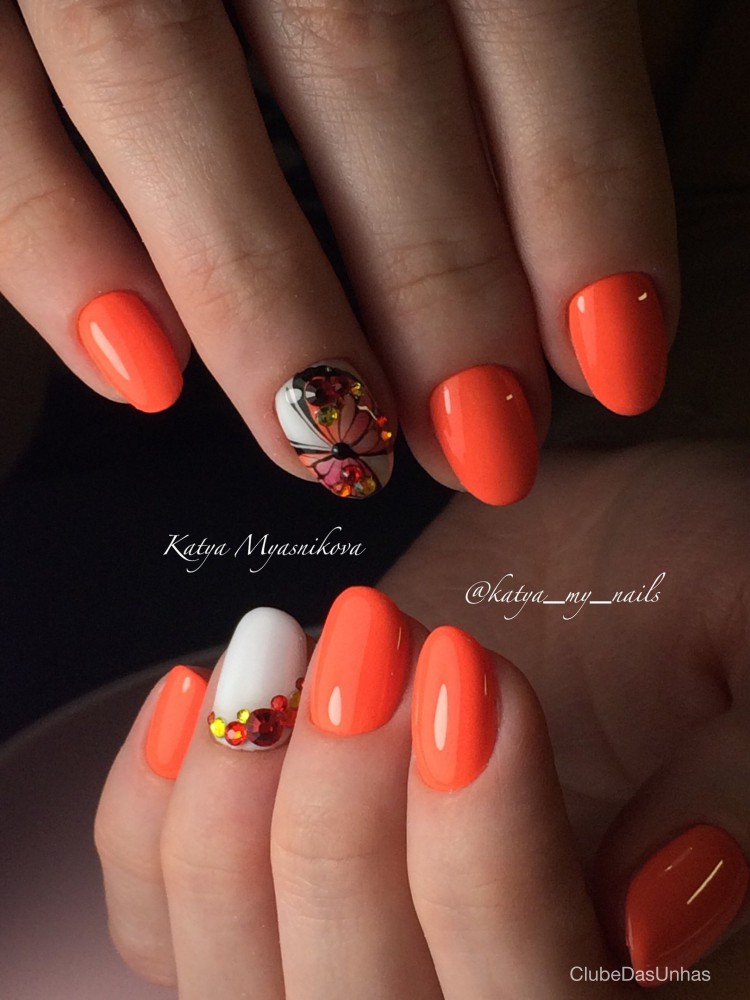 As 20 melhores unhas decoradas com esmalte laranja