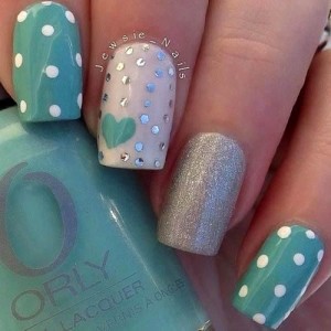 Unhas decoradas para o Dia dos Namorados