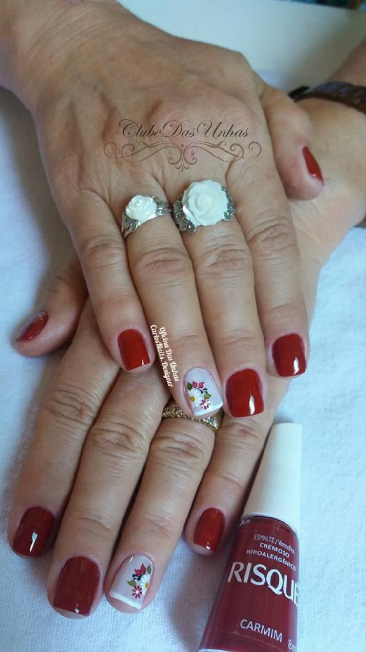 Unha decorada com margarida Unha decorada com margaridas - passo a passo